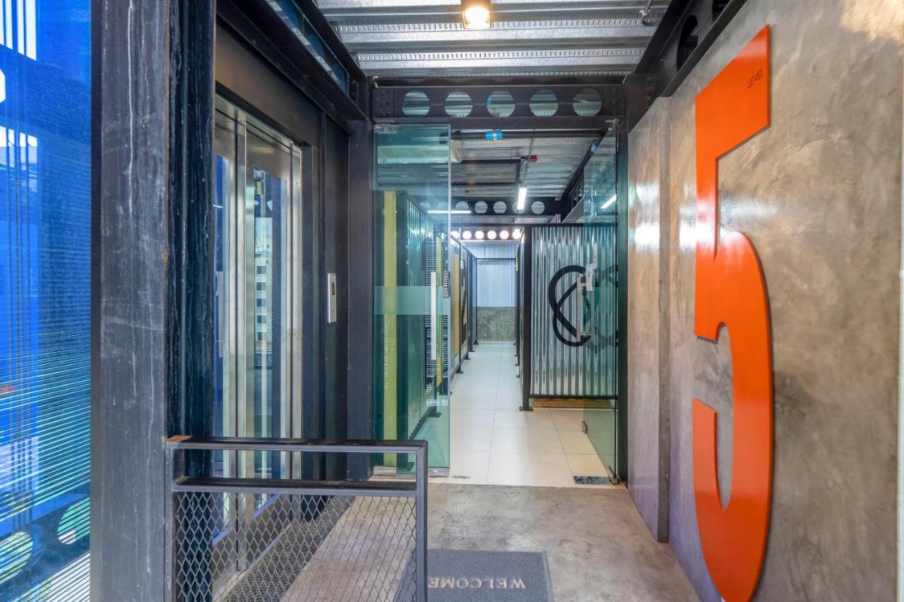 Oyo 1084 Guyasuka Ratchada Hotell Bangkok Eksteriør bilde