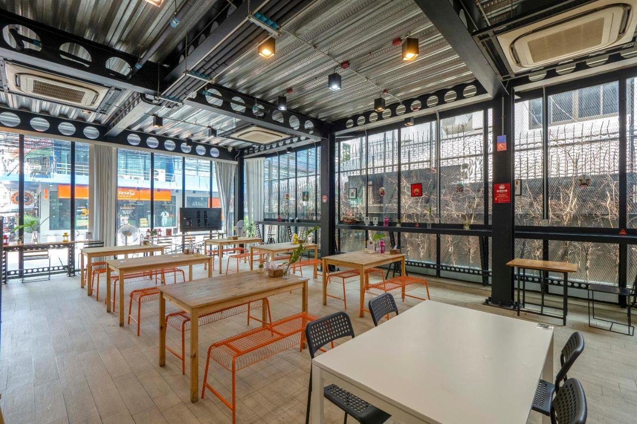 Oyo 1084 Guyasuka Ratchada Hotell Bangkok Eksteriør bilde