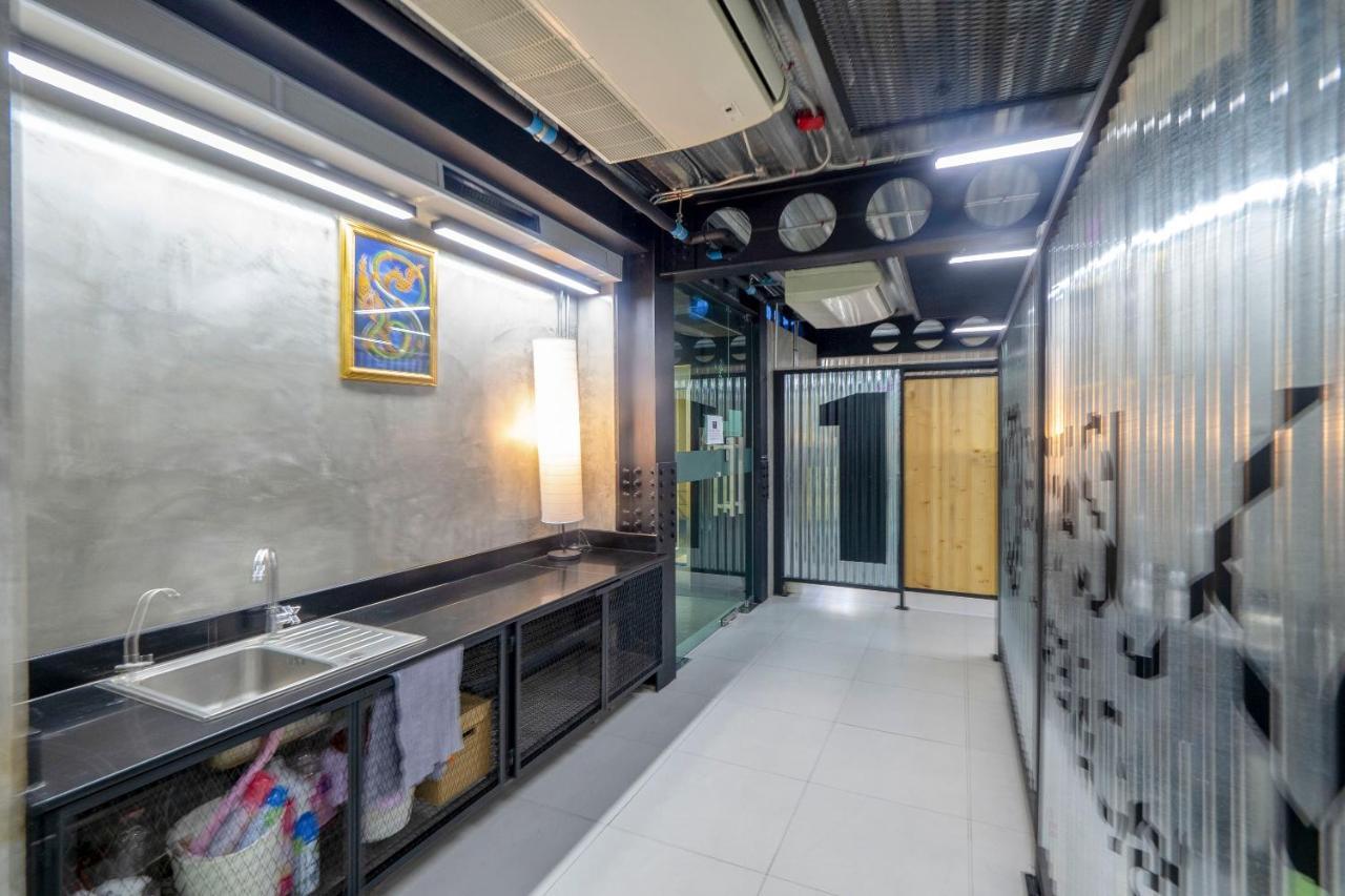 Oyo 1084 Guyasuka Ratchada Hotell Bangkok Eksteriør bilde