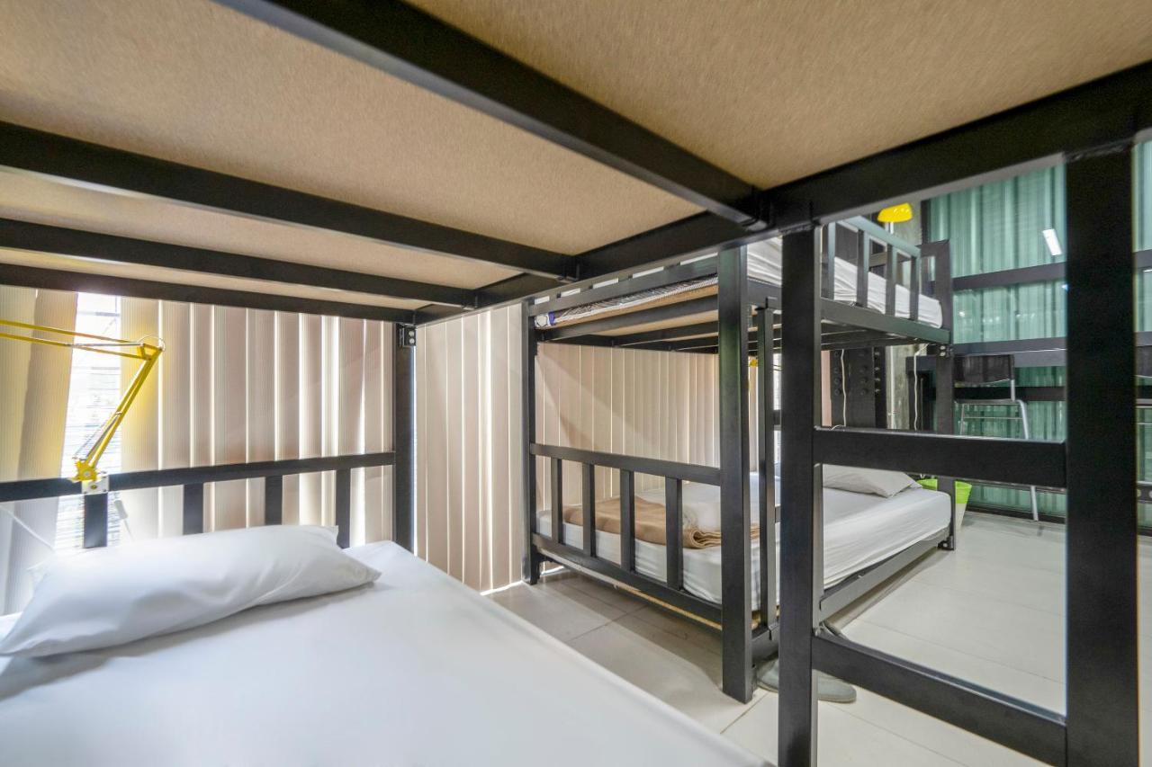Oyo 1084 Guyasuka Ratchada Hotell Bangkok Eksteriør bilde