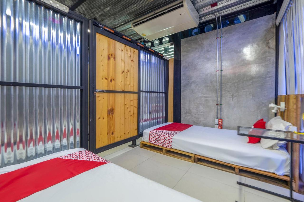 Oyo 1084 Guyasuka Ratchada Hotell Bangkok Eksteriør bilde