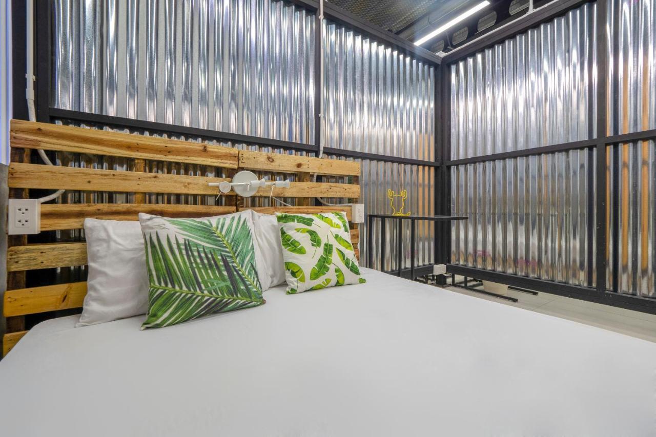 Oyo 1084 Guyasuka Ratchada Hotell Bangkok Eksteriør bilde