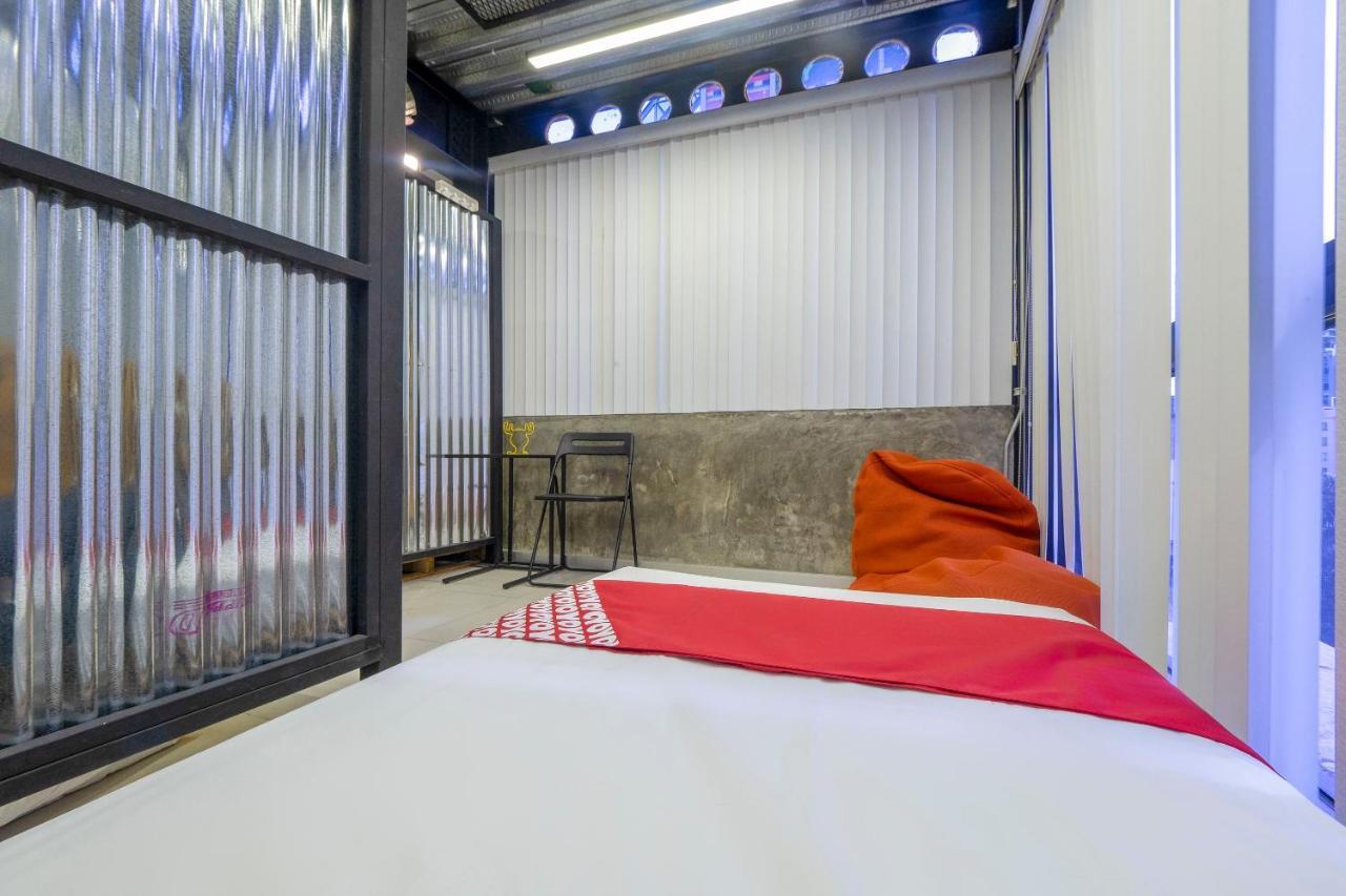 Oyo 1084 Guyasuka Ratchada Hotell Bangkok Eksteriør bilde
